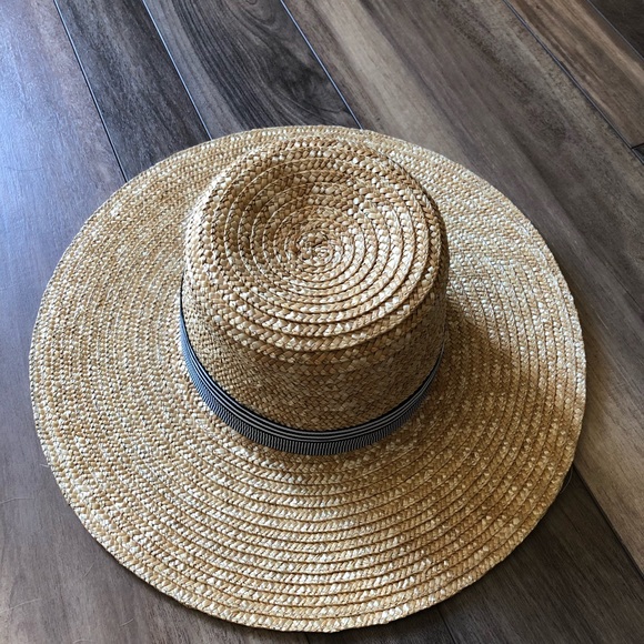 J Crew Straw Sun Hat With Blue Striped Band - Picture 3 of 5